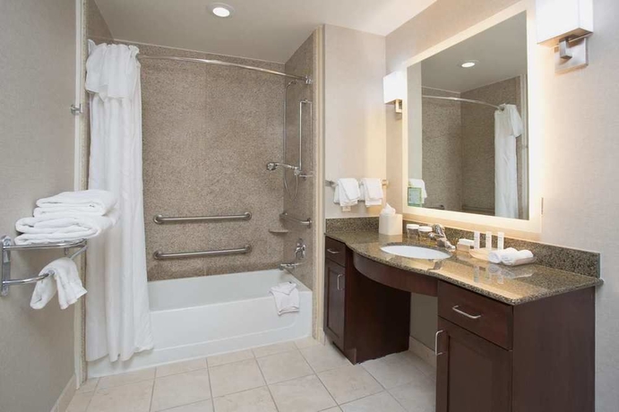 Imagen de la habitación del Hotel Homewood Suites Phoenix Avondale. Foto 7