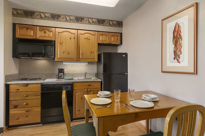 Imagen del bar/restaurante del Hotel Homewood Suites Scottsdale. Foto 2