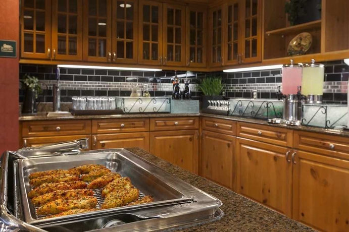 Imagen del bar/restaurante del Hotel Homewood Suites Scottsdale. Foto 3