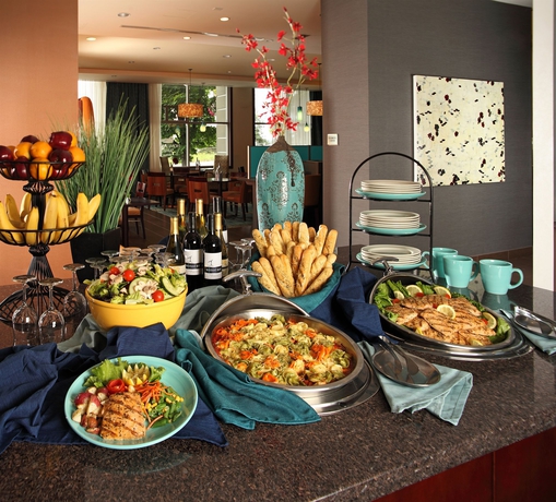 Imagen del bar/restaurante del Hotel Homewood Suites Seattle Convention Center/pike Street. Foto 5