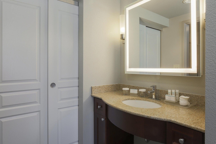 Imagen de la habitación del Hotel Homewood Suites Southwind - Hacks Cross. Foto 14