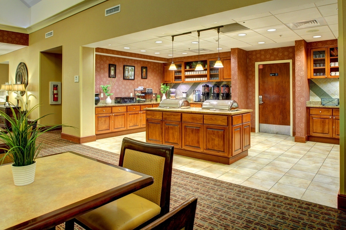 Imagen del bar/restaurante del Hotel Homewood Suites West Palm Beach. Foto 4