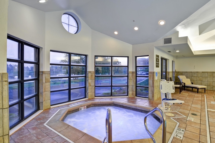 Imagen de los exteriores del Hotel Homewood Suites by Hilton Aurora Naperville, Aurora. Foto 14