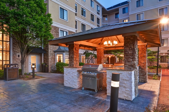Imagen de los exteriores del Hotel Homewood Suites by Hilton Aurora Naperville, Aurora. Foto 15
