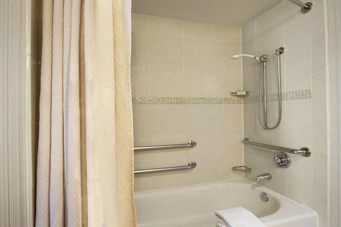 Imagen de la habitación del Hotel Homewood Suites by Hilton Baltimore Inner Harbor. Foto 6