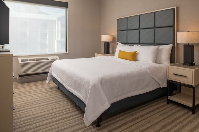 Imagen de la habitación del Hotel Homewood Suites by Hilton Belmont. Foto 2