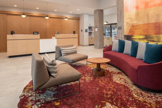 Imagen de los interiores del Hotel Homewood Suites by Hilton Belmont. Foto 7