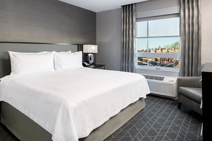 Imagen de la habitación del Hotel Homewood Suites by Hilton Boston Logan Airport Chelsea. Foto 3