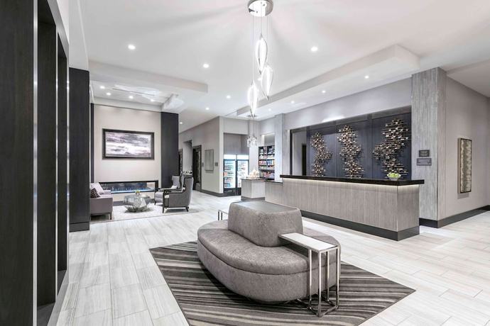 Imagen de los interiores del Hotel Homewood Suites by Hilton Boston Logan Airport Chelsea. Foto 13