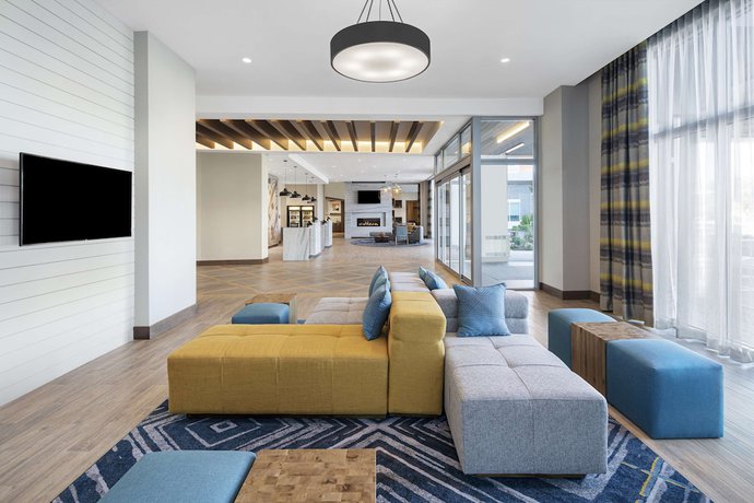 Imagen de los interiores del Hotel Homewood Suites by Hilton Boston Woburn. Foto 19