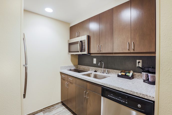 Imagen de la habitación del Hotel Homewood Suites by Hilton Charleston Historic District. Foto 14