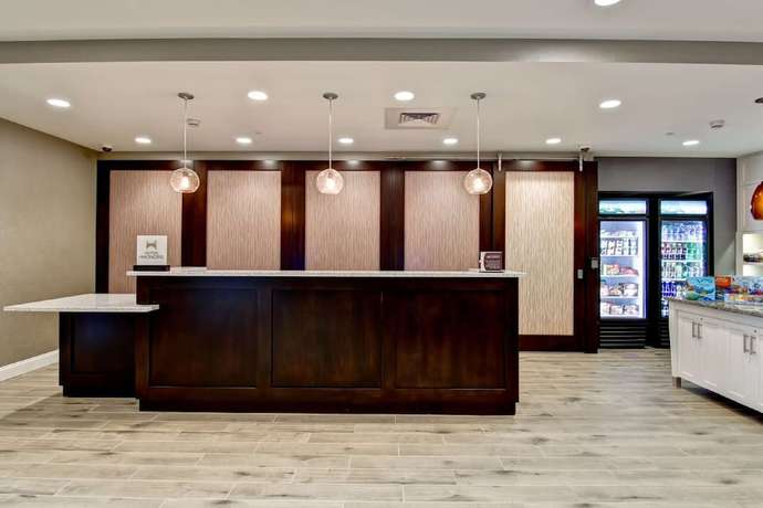 Imagen de los interiores del Hotel Homewood Suites by Hilton Clifton Park. Foto 19