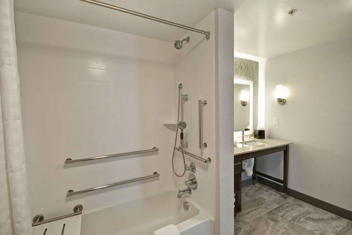 Imagen de la habitación del Hotel Homewood Suites by Hilton Detroit. Foto 2