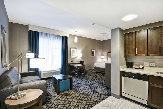 Imagen de la habitación del Hotel Homewood Suites by Hilton Detroit. Foto 3
