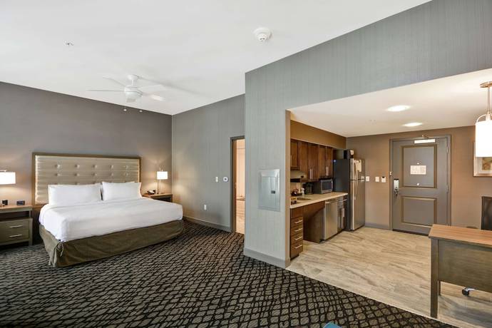 Imagen de la habitación del Hotel Homewood Suites by Hilton Detroit. Foto 7