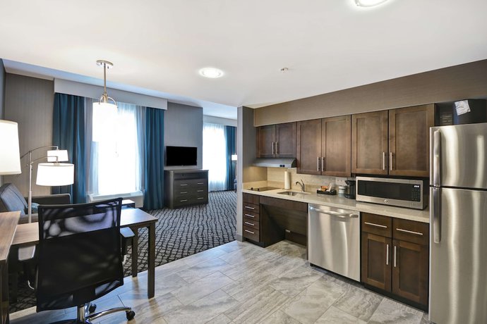 Imagen de la habitación del Hotel Homewood Suites by Hilton Detroit. Foto 17