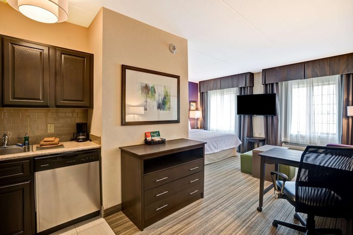 Imagen de la habitación del Hotel Homewood Suites by Hilton Eatontown. Foto 8