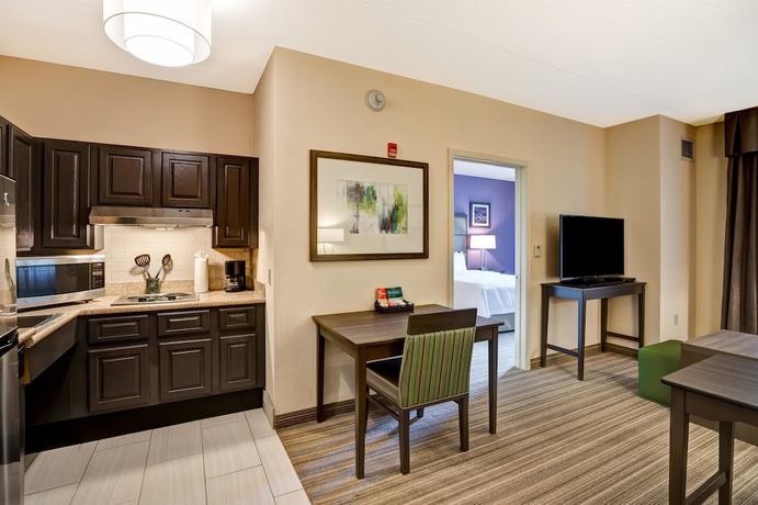 Imagen de la habitación del Hotel Homewood Suites by Hilton Eatontown. Foto 13