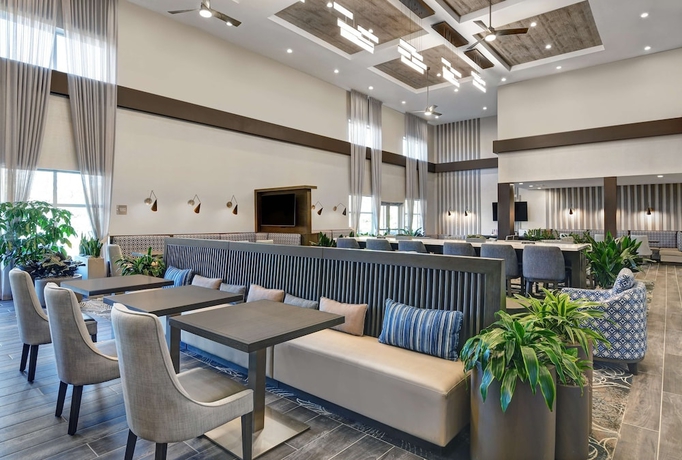 Imagen de los interiores del Hotel Homewood Suites by Hilton Edison Woodbridge. Foto 14