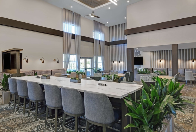 Imagen de los interiores del Hotel Homewood Suites by Hilton Edison Woodbridge. Foto 16