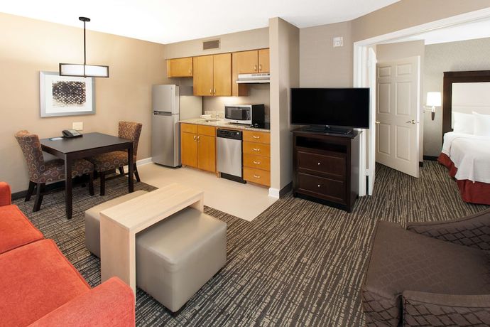 Imagen de la habitación del Hotel Homewood Suites by Hilton Indianapolis-Keystone Crossing. Foto 5