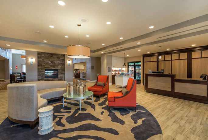 Imagen de los interiores del Hotel Homewood Suites by Hilton Marlborough. Foto 18