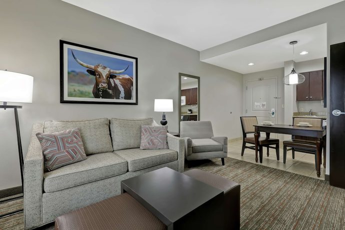 Imagen de la habitación del Hotel Homewood Suites by Hilton McAllen. Foto 5