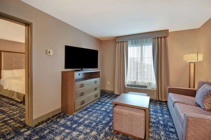 Imagen de la habitación del Hotel Homewood Suites by Hilton Orange New Haven. Foto 3