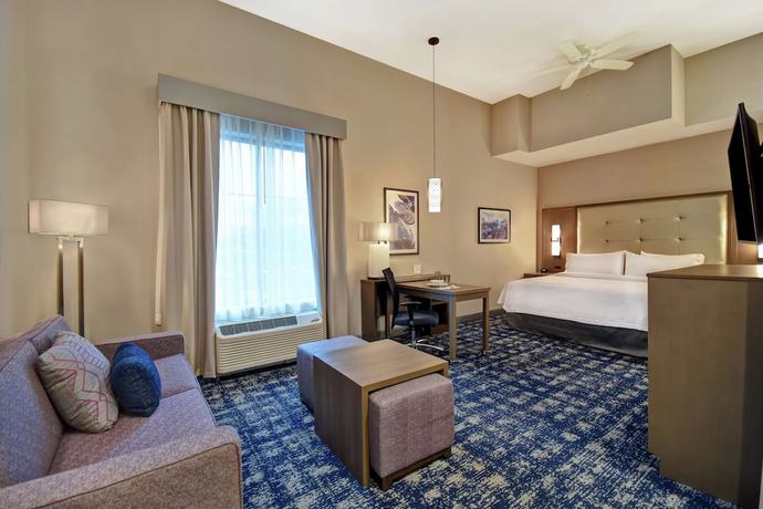 Imagen de la habitación del Hotel Homewood Suites by Hilton Orange New Haven. Foto 5