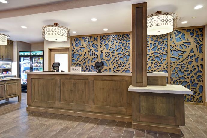 Imagen de los interiores del Hotel Homewood Suites by Hilton Orange New Haven. Foto 20