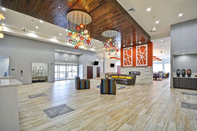 Imagen de los interiores del Hotel Homewood Suites by Hilton Orlando Theme Parks. Foto 18
