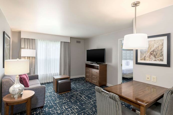 Imagen general del Hotel Homewood Suites by Hilton Philadelphia/Mt. Laurel. Foto 6
