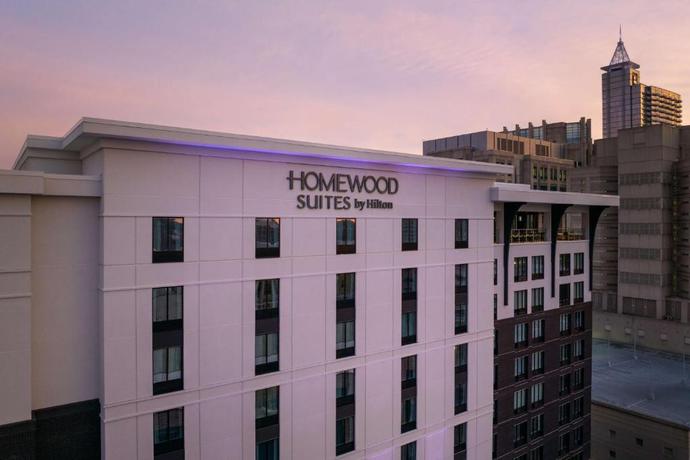 Imagen de los exteriores del Hotel Homewood Suites by Hilton Raleigh Downtown. Foto 8