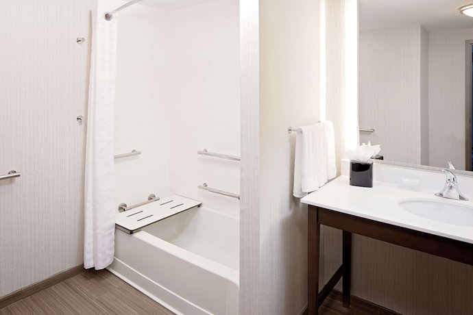 Imagen de la habitación del Hotel Homewood Suites by Hilton Ronkonkoma. Foto 6