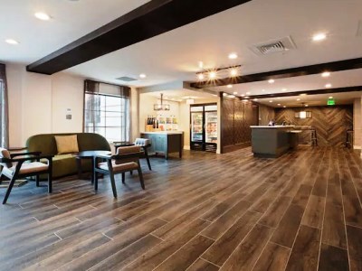 Imagen de los interiores del Hotel Homewood Suites by Hilton St. Augustine San Sebastian, FL. Foto 8