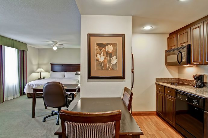 Imagen de la habitación del Hotel Homewood Suites by Hilton Sudbury. Foto 11