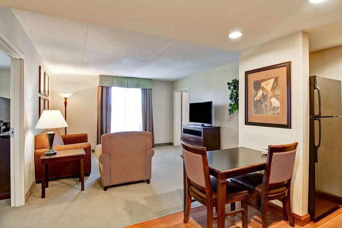 Imagen de la habitación del Hotel Homewood Suites by Hilton Sudbury. Foto 12
