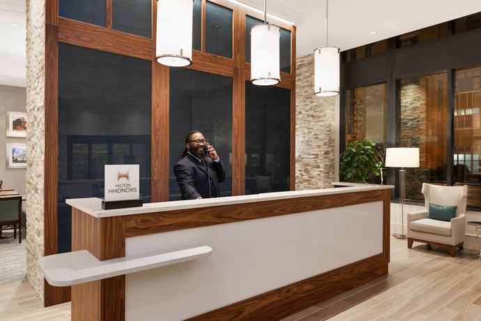 Imagen de los interiores del Hotel Homewood Suites by Hilton Washington DC Convention Center. Foto 8