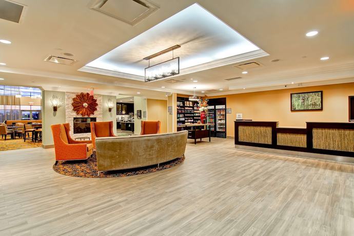 Imagen de los interiores del Hotel Homewood Suites by Hilton Waterloo/St. Jacobs. Foto 19