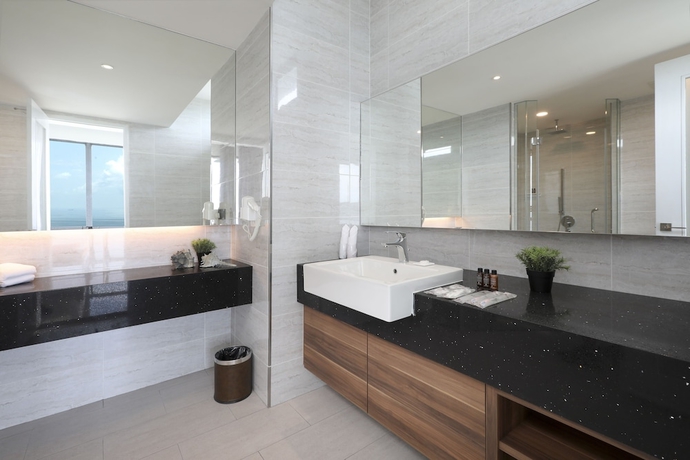 Imagen de la habitación del Hotel Hompton by the Beach Penang. Foto 14