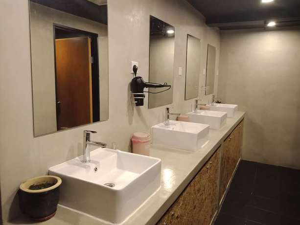 Imagen de la habitación del Hotel Homy Seafront Hostel. Foto 7