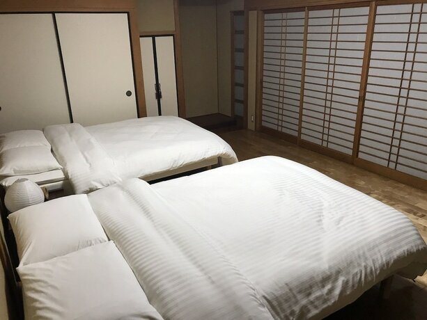 Imagen de la habitación del Hotel Hondori Inn. Foto 21