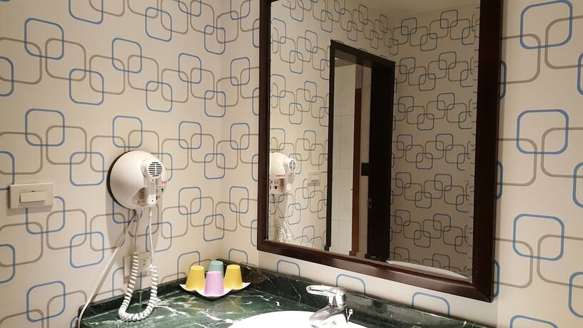 Imagen de la habitación del Hotel Hondow. Foto 13