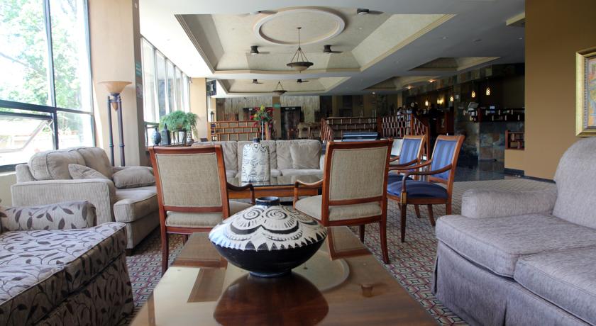 Imagen de los interiores del Hotel Honduras Maya. Foto 11