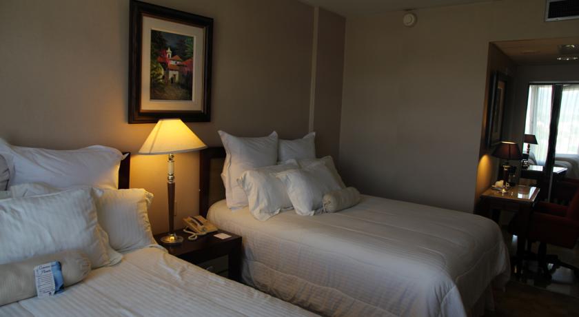 Imagen de la habitación del Hotel Honduras Maya. Foto 9