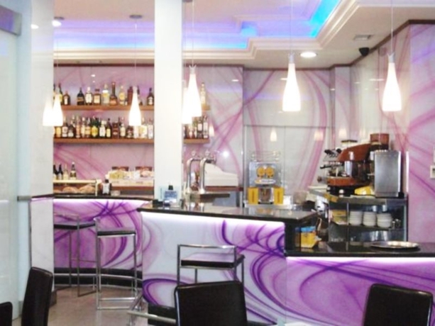 Imagen general del Hotel Honest Granada. Foto 3