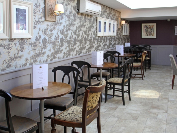 Imagen del bar/restaurante del Hotel Honest Lawyer. Foto 5