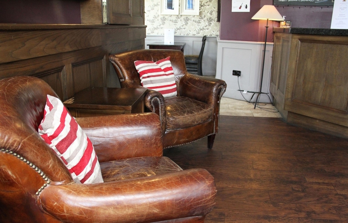 Imagen general del Hotel Honest Lawyer. Foto 2