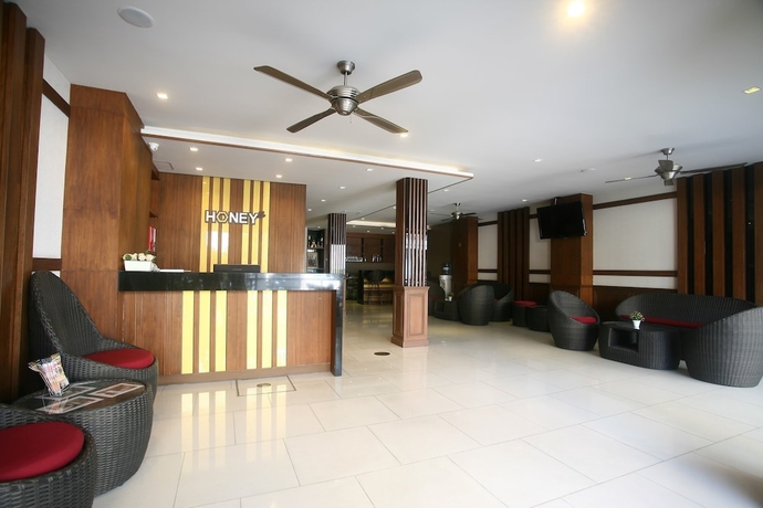 Imagen de los interiores del Hotel Honey Inn. Foto 12