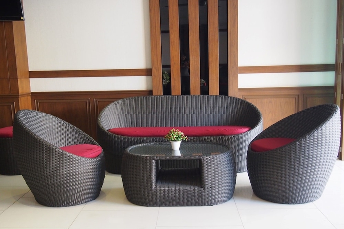 Imagen de los interiores del Hotel Honey Inn. Foto 18